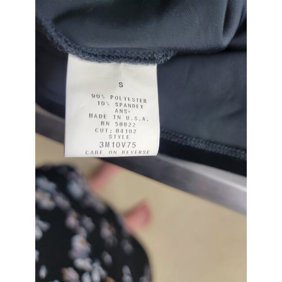 Studio M Black Velvet Blouse, Size S, NWT - Picture 10 of 10